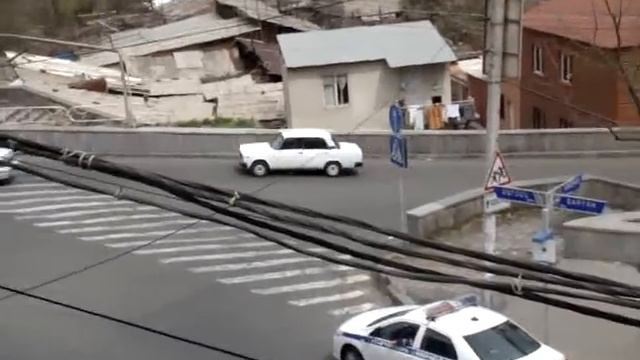 Армянский гаишник смотреть онлайн