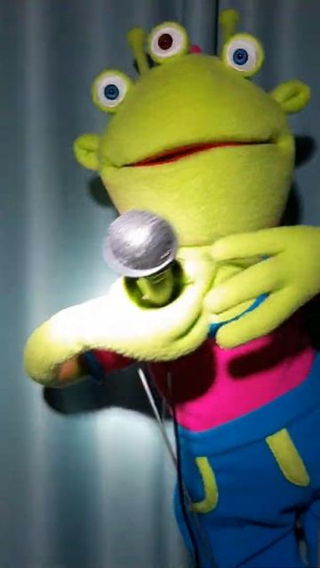 Толик поёт Моцарта. #Shorts смотреть онлайн