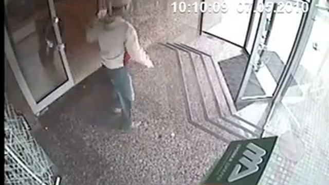 Не заметил стекло Самое ржачное видео в мире короткие ролики Прикольные и смешные смотреть онлайн