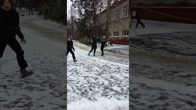 Снежные войнушки 2!)) (Продолжение) смотреть онлайн