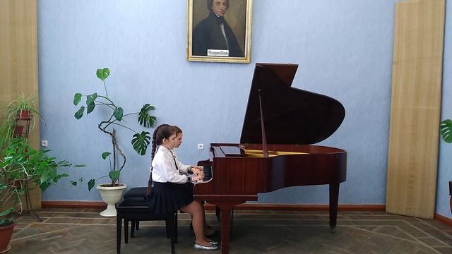 Н.Чемберджи "Снегурочка" исп. Литвиненко Евгения и Баркалова Елизавета смотреть онлайн