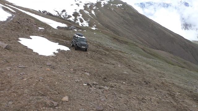 Перевал 3118 м нум - Чегеджара в холодном мае 2024 года