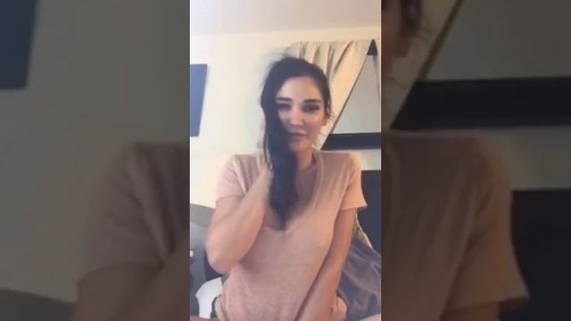 Титьки смотреть онлайн