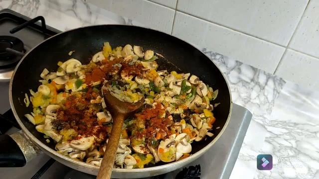 الذ وجبة عشاء في 10 دقائق كيش بالخضار بدون عجينة خفيف لذيذ ماتشبعوش منو/ quiche aux légumes смотреть онлайн