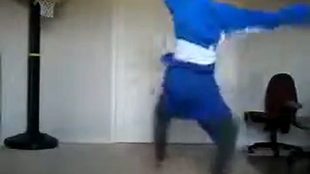 Самый нереальный брейк данс!!! как он это делает