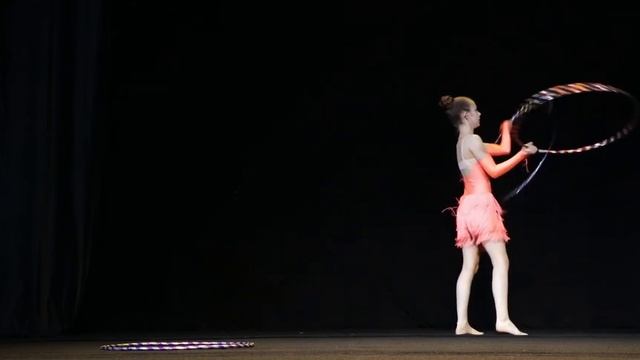 Васильева Ульяна, г.Витебск, Беларусь (8-11 лет) - Цирковое искусство, Акробатика, Хулахупы