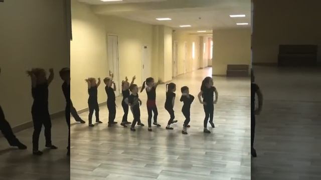 Первый танец М5 смотреть онлайн