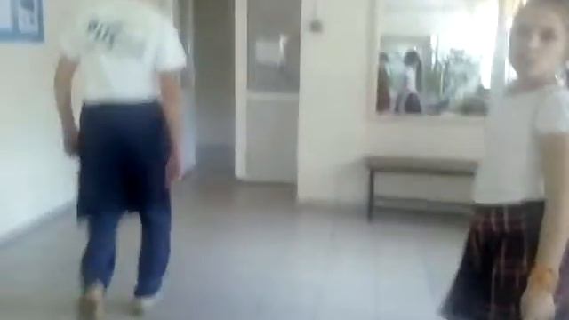 Прикол над подругой.