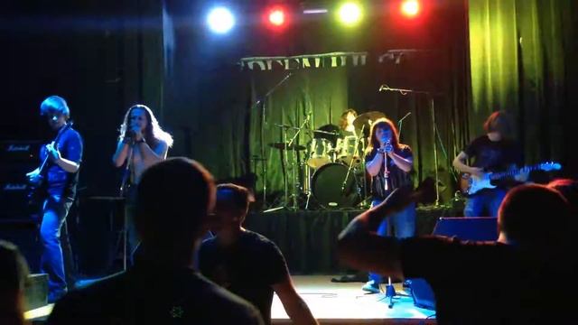 Heart hunter - Вика Лисовенко& CODA - cover (Кипелов) - Осколок Льда смотреть онлайн