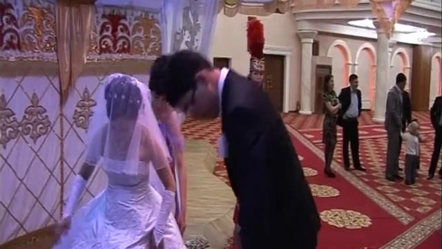 Казахская свадьба, дворец бракосочитаний Бахыт смотреть онлайн