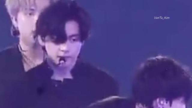 Taekook/Вигуки/ Волшебный пиджак Чонгука или собственник Тэхён