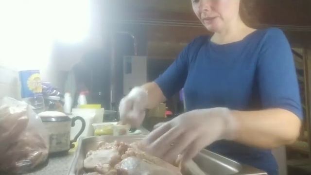 Иду с топором. Рублю индюков.Мариную мясо🍗. ПлАчу. смотреть онлайн