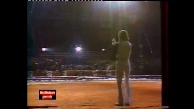 Жонглер Сергей Игнатов 1983. Juggler Sergei Ignatov, 1983. смотреть онлайн