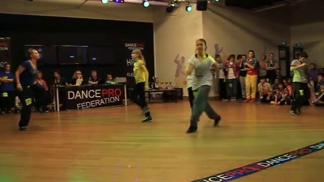 EXTAZ CUP 2011. Юниоры 1. Хип-Хоп. Free 1/8 смотреть онлайн