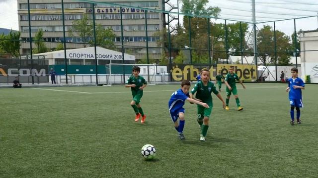 Левски - Витоша (Бистрица)  1: 0  /първа част/