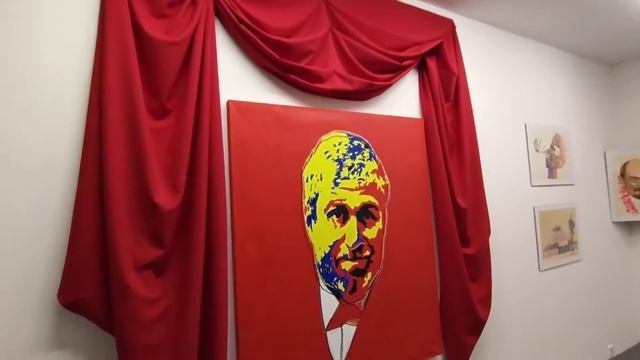 Russia MSK 20210228 Ленин в образах на выставке Алексея Азарова Wake Up! на Винзаводе, Москва Росси смотреть онлайн
