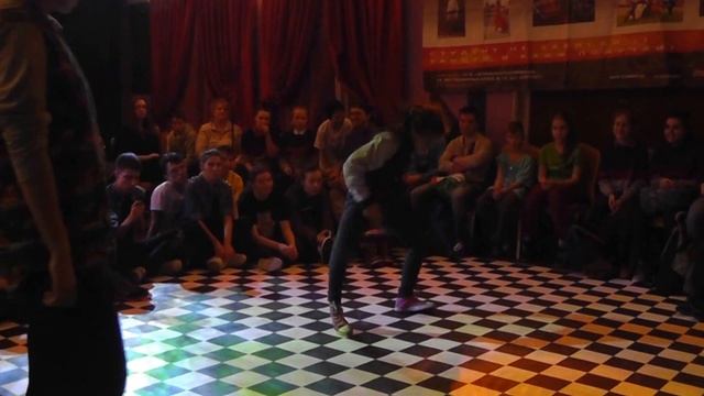 ФЕСТИВАЛЬ "РЕАКЦИЯ-2014" ГОРКИ-10 8 февраля 2014 г ХИП-ХОП JUNIOR АРИНА И СТАСЯ ФИНАЛ смотреть онлайн