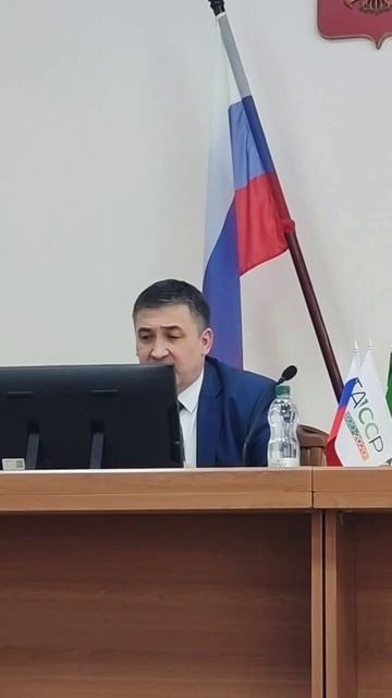 Беременным и кормящим рекомендуют маточное молочно