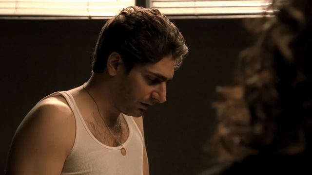 The Sopranos (Клан Сопрано) | Криси сел на собаку