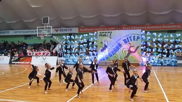 Леди в чёрном "Эш" - средний состав смотреть онлайн