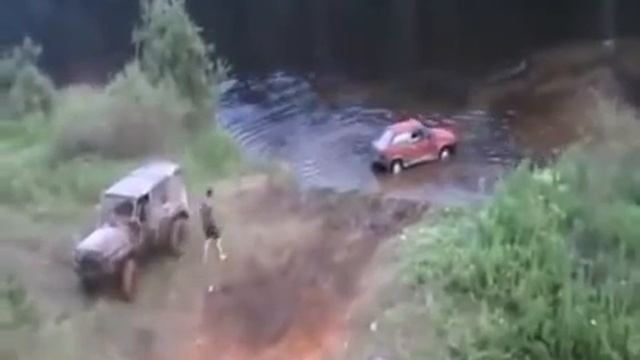 Прикол... УАЗ vs ВАЗ СИТРАЙК смотреть онлайн