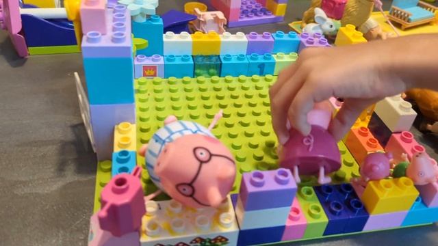 Удивительный День в Цирке с Пеппой Пиг: Шоу Талантов и Веселья!