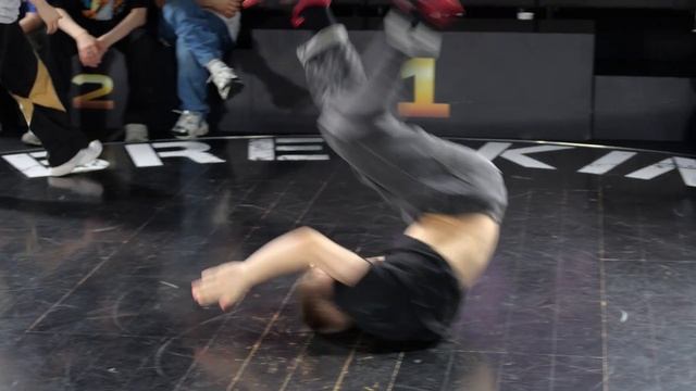 Брейкинг, Break rumble смотреть онлайн