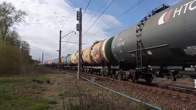 это я с другом на железной дороге смотрим поезда смотреть онлайн