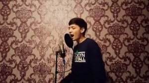 Новинка:Узбек поёт песню Мадина Мадина!!