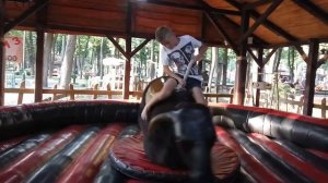 аттракцион "бык" в парке им.Горького.