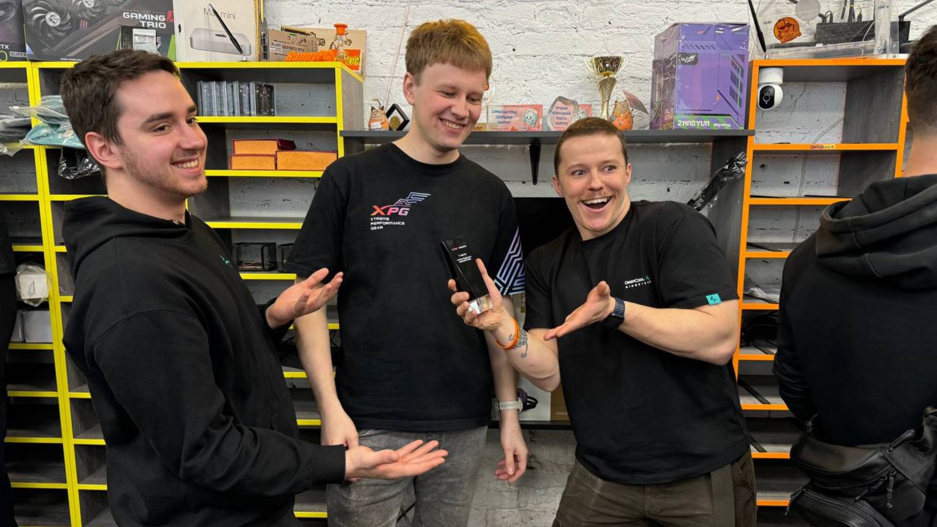 Вся правда про битву сборщиков!🔥#HappyPC смотреть онлайн