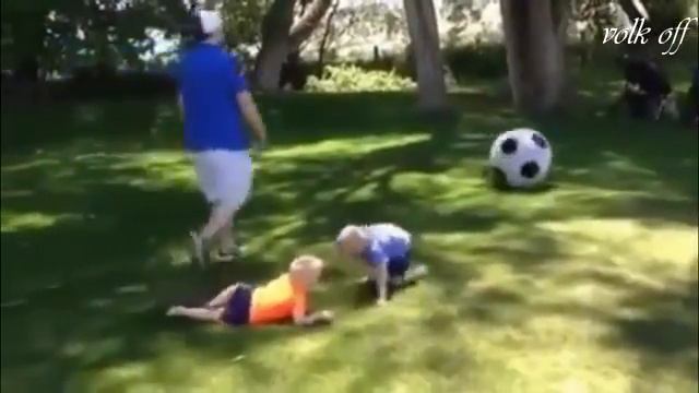 jokes # 11 ФУТБОЛ СМЕШНЫЕ МОМЕНТЫ ГОЛЫ ПРИКОЛЫ ФИНТЫ BEST SOCCER FOOTBALL GOALS, SKILLS, FAILS смотреть онлайн