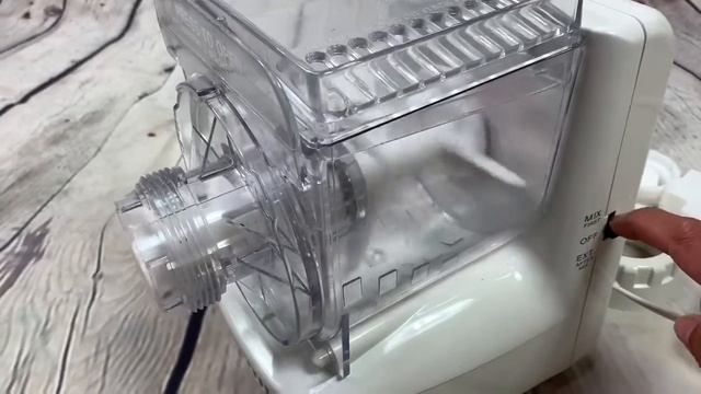Popeil Automatic Pasta Maker Demo смотреть онлайн