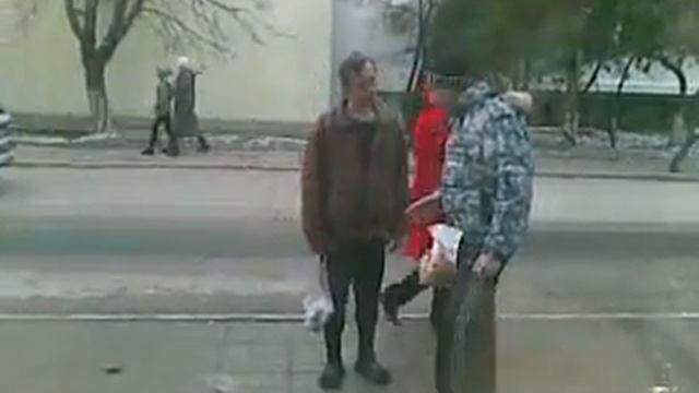 прикол за стеклом смотреть онлайн