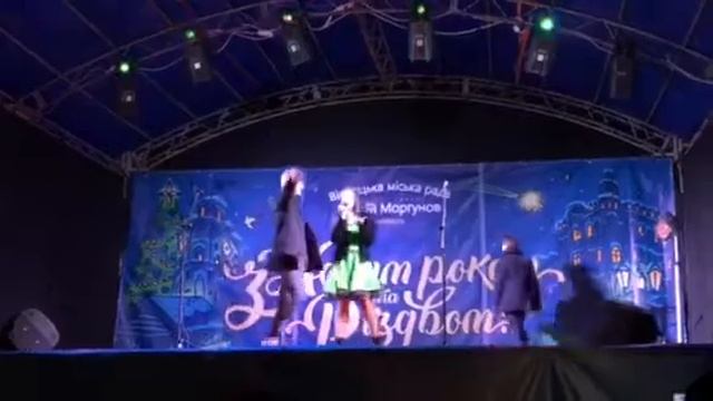 Сл і муз.Ю.Грицюк « Темна ніч» - Оксана Кулик та шоу-балет «Модерн» смотреть онлайн