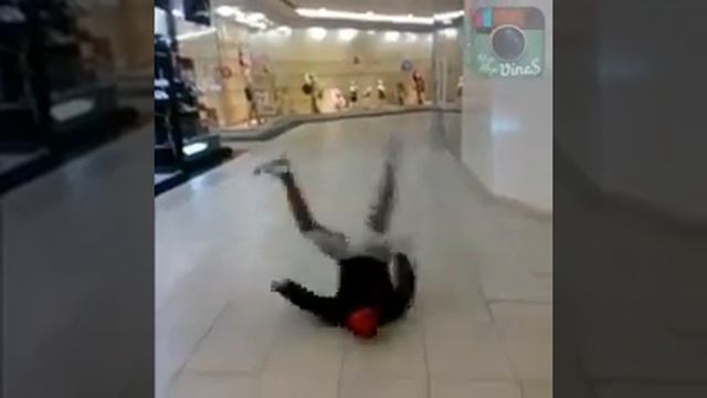 Как падают белые и как падают черные