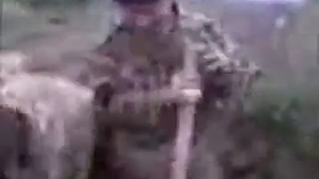 Кадыровцы издеваются над солдатами срочниками смотреть онлайн