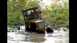 66iТрактора видео Смотреть приколы про трактора Ржака, очень смешно