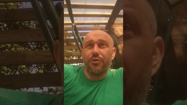 Успокойся - тебе никто, ничего не должен. смотреть онлайн