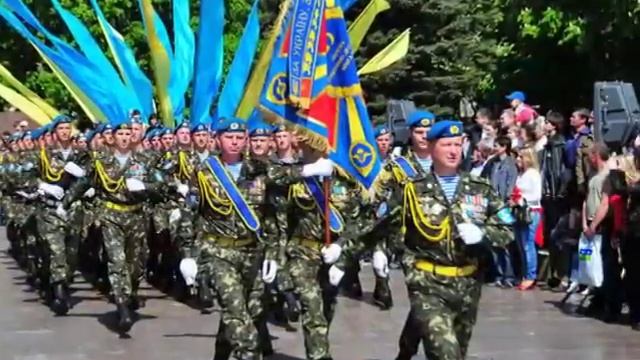 КРЕПКАЯ ПОРОДА, ВЕРНЫЕ СЕРДЦА смотреть онлайн