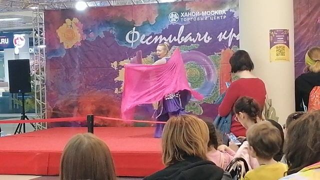 Индийский танец, ханой смотреть онлайн