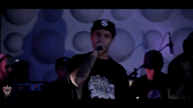 Т-Сак (T-Cak) - Live (Максим RoaOne, DJ Bazil, Mr. Bape) смотреть онлайн