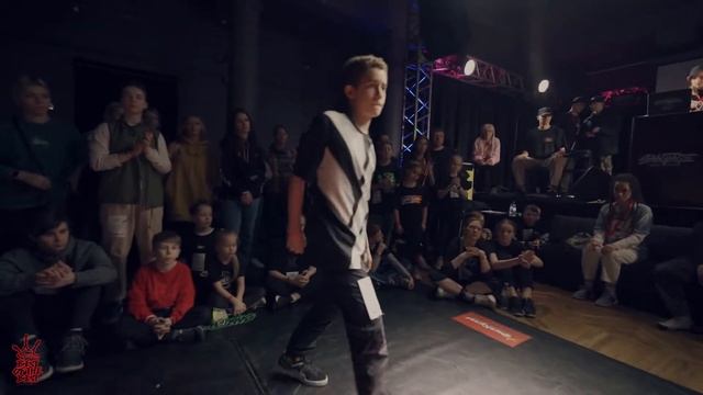 Борисов Даниил VS Викун | HIP-HOP KIDS | 1/8 | BEST OF THE BEST BATTLE VI смотреть онлайн