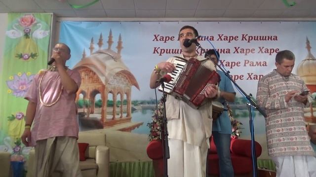 Фестиваль "От сердца к сердцу 2019" Харинама уральских киртаний. Екатеринбург 02.05 смотреть онлайн