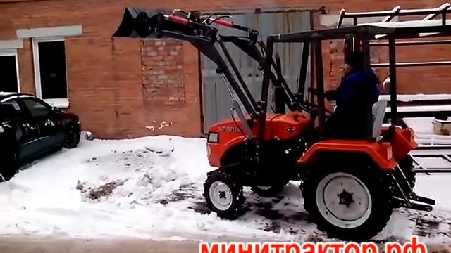 Фронтальный погрузчик на Уралец смотреть онлайн