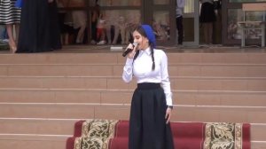 ДО СЛЕЗ!! Песня Маме Вся школа в слезах / Чеченка поет красиво