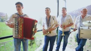 За нашов стодолов видно чуже село / гурт Вечірні зорі / весілля українське весілля весільна музика