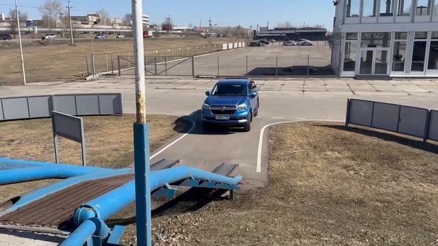 DongFeng DF6. Полоса препятствий. Испытание китайца. ДонгФенг. смотреть онлайн