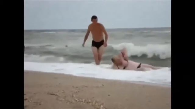 а мне прикольно...а мне не больно...а я прикольная! смотреть онлайн