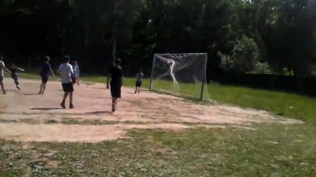 Футбол в лагере